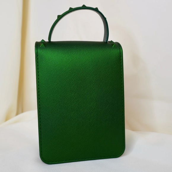 Green Beetle Bug bag - Picture 3 of 5